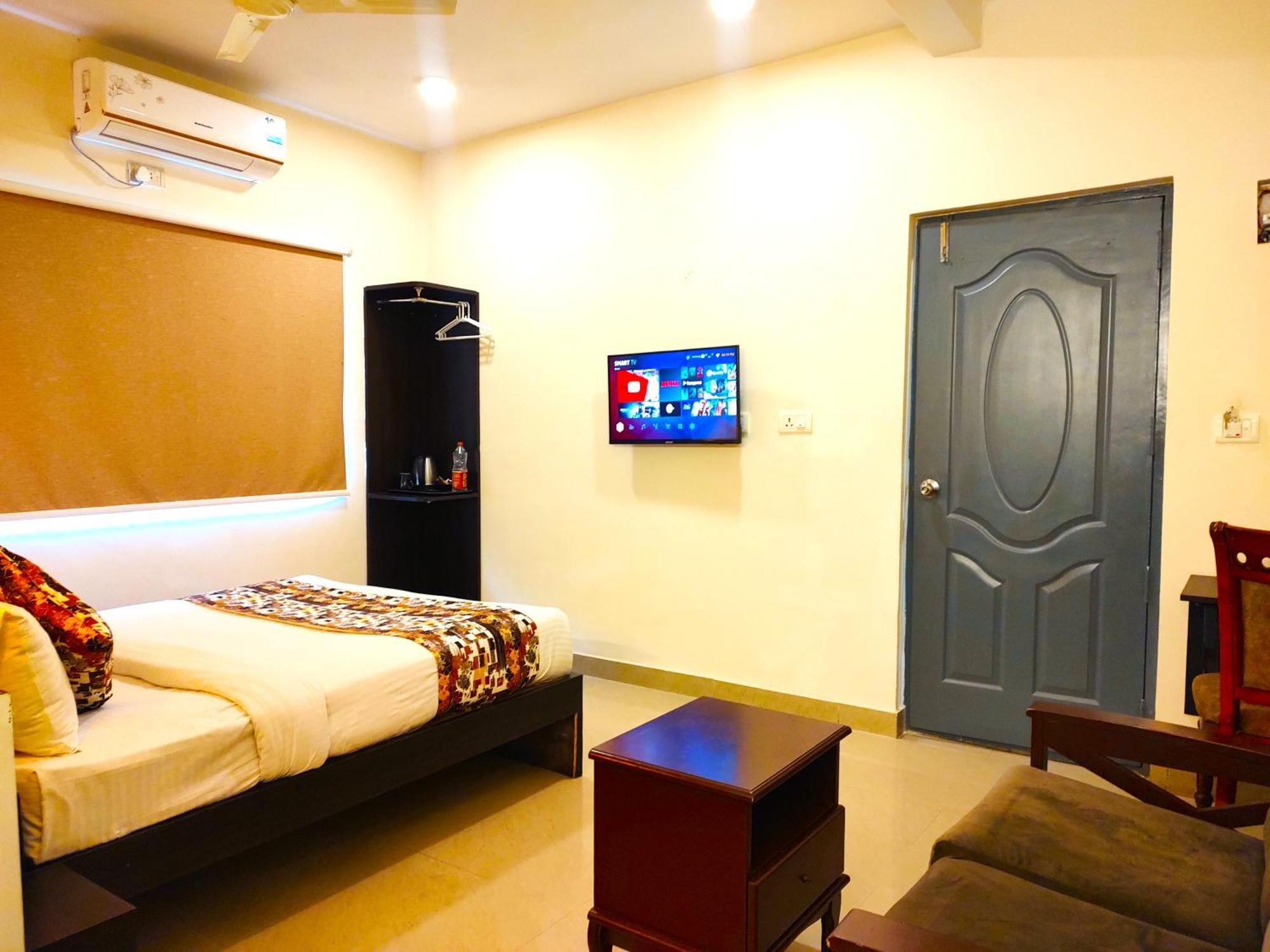 Athasri Hotel Hsr Layout Bangalore Exterior photo